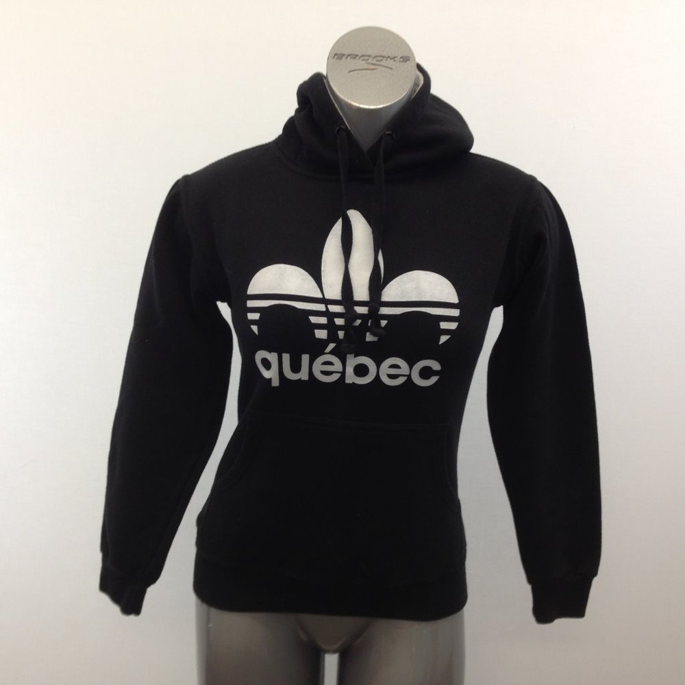 Quebec Hoodie Women's Small Black Spell Out